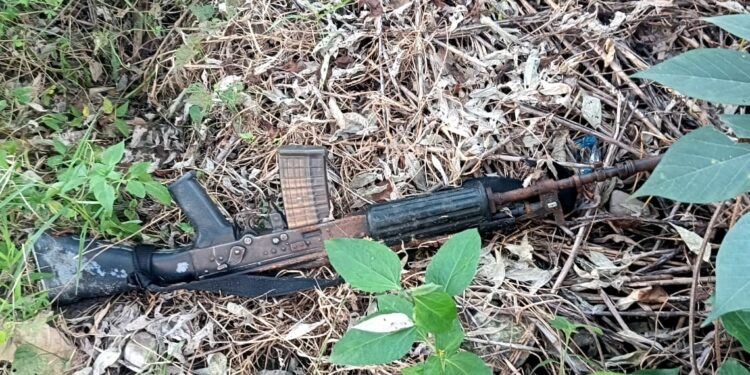 झापा : बिर्तामोडमा जेनजी आन्दोलनका बेला लुटिएको इन्सास हतियार फेला