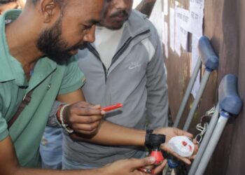 दुहबीको एशियन लेदरमा अनिश्चितकालीन तालाबन्दी, स्थानीय–उद्योगीबीच तनाव