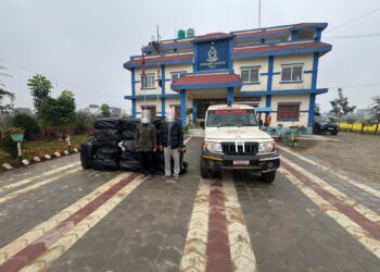 मोरङमा एम्बुलेन्समा गाँजा सहित दुईजना पक्राउ