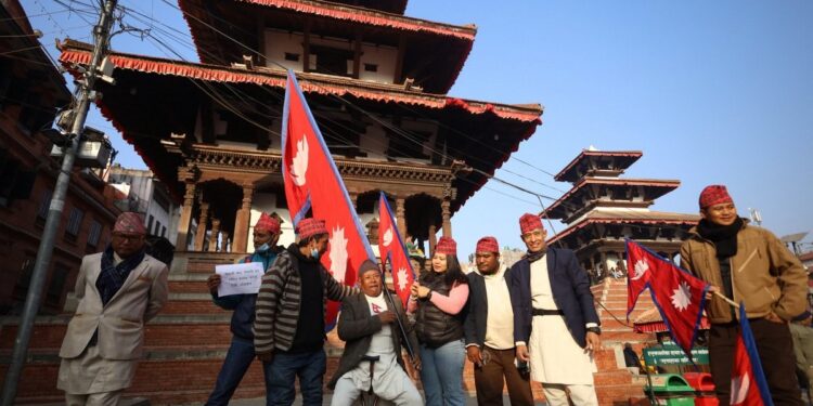 नेपाली पहिचान झल्काउने पोसाकमा युवाको उत्सव  १३औँ राष्ट्रिय पोसाक एवं टोपी दिवस देशभर मनाइँदै