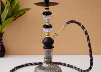 पानीको वाफ भन्ने भ्रममा हुक्का सेवन, क्यान्सरको जोखिम उच्च