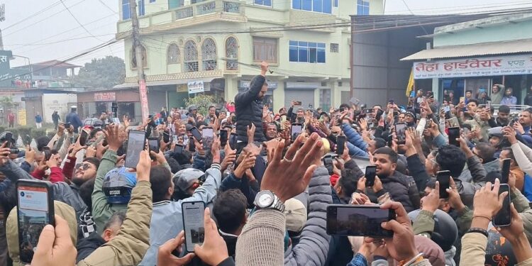 विराटनगरमा रास्वपाका वरिष्ठ नेता, समर्थकबीच उत्साहपूर्ण भेटघाट