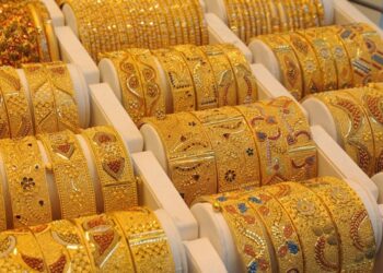 सुन तोलामा १३ हजार ४०० रुपैयाँले घट्यो, चाँदीको मूल्य पनि ओरालो